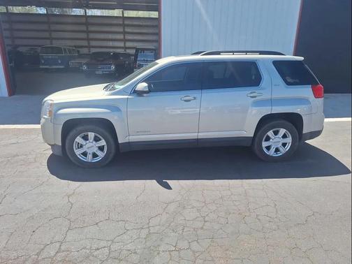 Champagne Silver Metallic 2014 GMC Terrain SLT-1