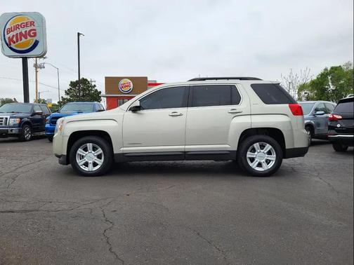 Champagne Silver Metallic 2014 GMC Terrain SLT-1