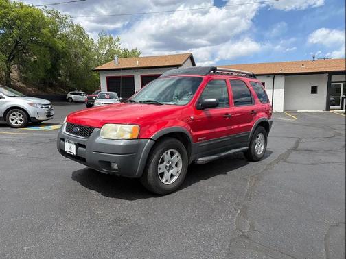 Bright Red Clearcoat 2002 Ford Escape XLT