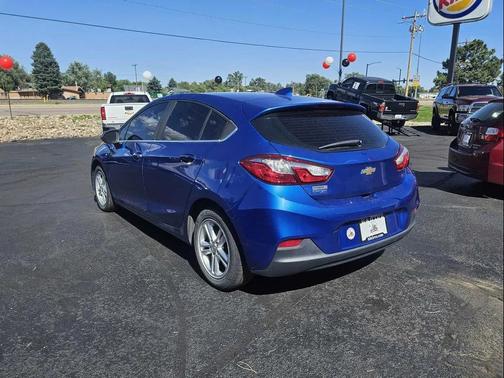 Blue 2017 Chevrolet Cruze LT
