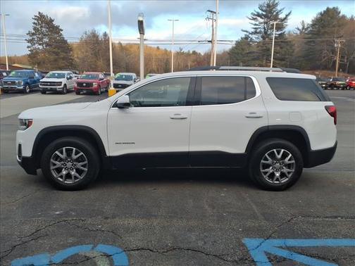 2022 GMC Acadia SLT