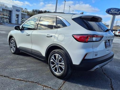 2021 Ford Escape SEL