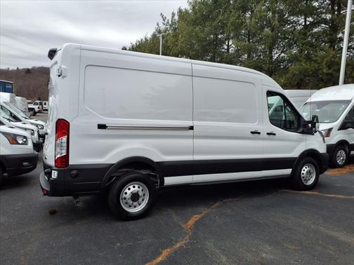 2024 Ford Transit-250 148 WB Medium Roof Cargo