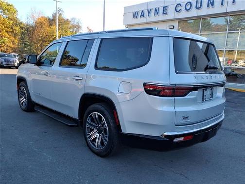 2022 Jeep Wagoneer Series III
