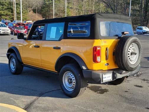 2022 Ford Bronco Base