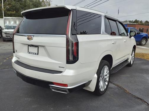 2021 Cadillac Escalade Luxury