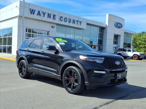2022 Ford Explorer ST