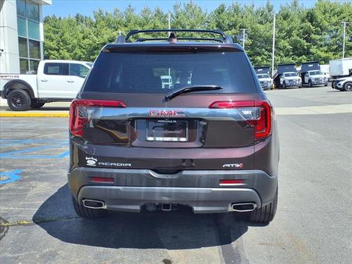 2021 GMC Acadia AT4