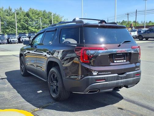 2021 GMC Acadia AT4