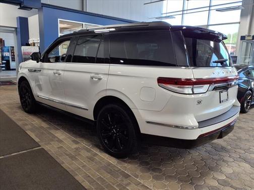 2024 Lincoln Navigator Black Label