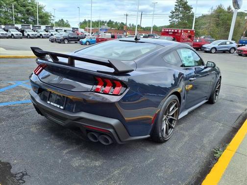 2024 Ford Mustang Dark Horse
