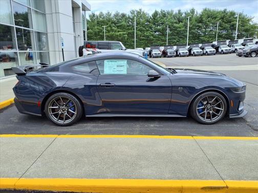 2024 Ford Mustang Dark Horse