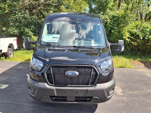 2025 Ford Transit-250 148 WB Medium Roof Cargo