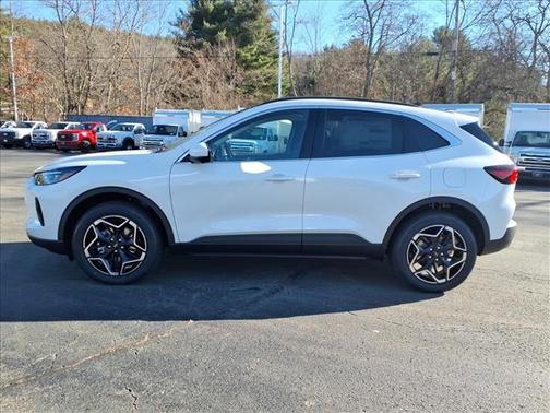 2026 Ford Escape Platinum