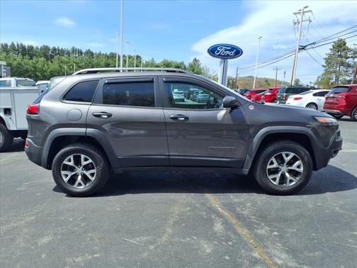 2018 Jeep Cherokee Trailhawk