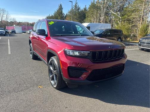 2023 Jeep Grand Cherokee Altitude