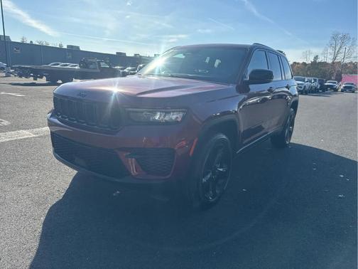 2023 Jeep Grand Cherokee Altitude