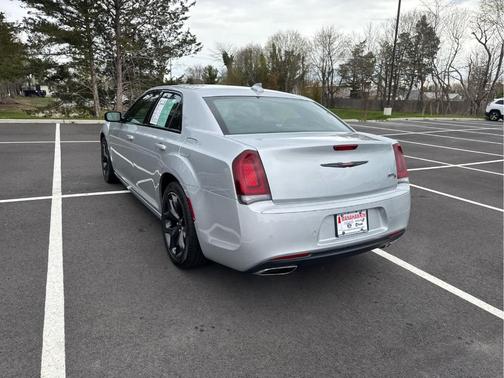 2022 Chrysler 300 S