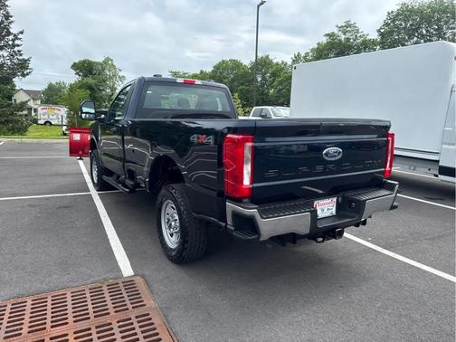 2023 Ford F-350 XL