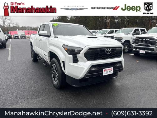 2025 Toyota Tacoma Hybrid TRD