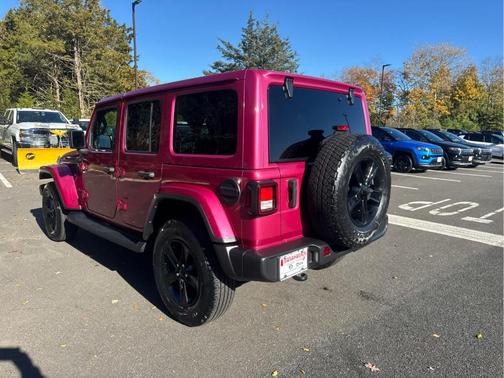 2021 Jeep Wrangler Unlimited Sahara Altitude