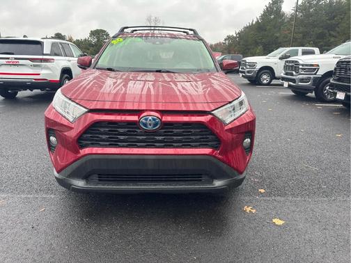 2020 Toyota RAV4 Hybrid XLE