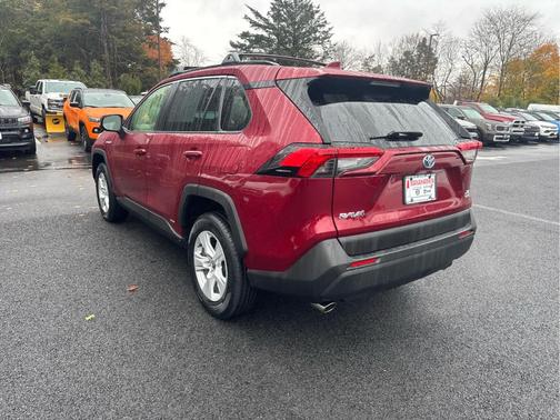 2020 Toyota RAV4 Hybrid XLE