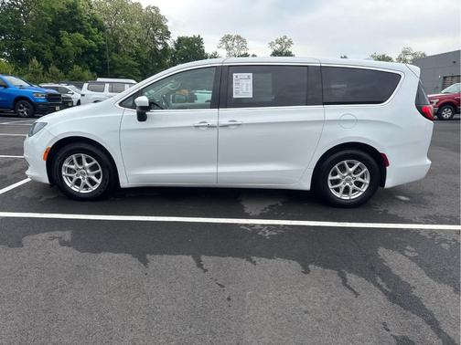 2017 Chrysler Pacifica LX