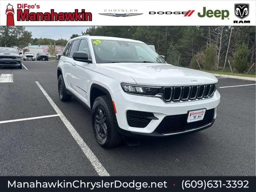 2023 Jeep Grand Cherokee Laredo