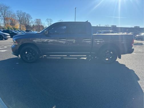 2017 RAM 1500 Sport