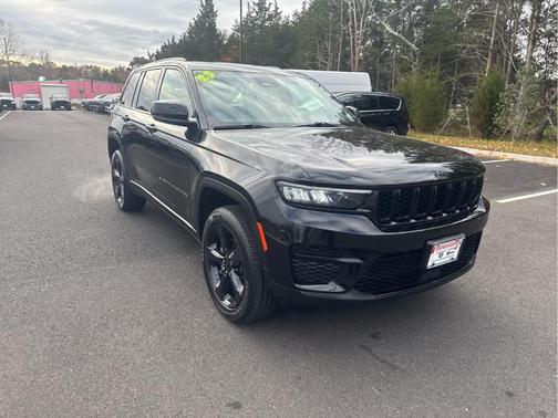 2023 Jeep Grand Cherokee Altitude