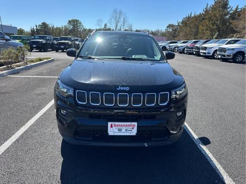2022 Jeep Compass Latitude Lux