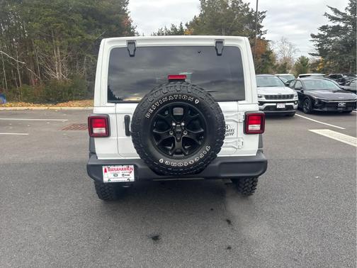 2022 Jeep Wrangler Unlimited Sport