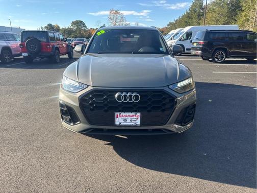 2025 Audi Q5 45 S line quattro Premium