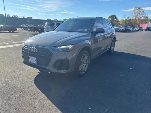 2025 Audi Q5 45 S line quattro Premium