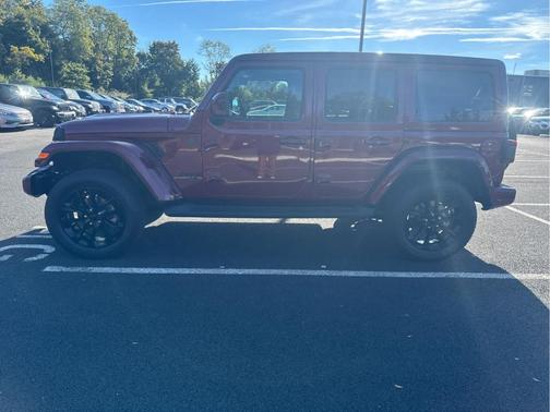 2021 Jeep Wrangler Unlimited Sahara Altitude