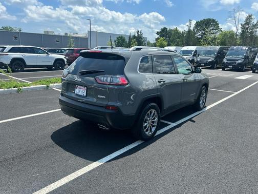 2021 Jeep Cherokee Latitude Lux