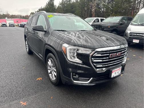 2022 GMC Terrain SLT
