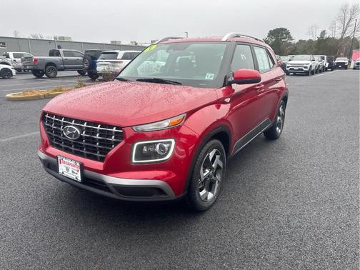 2023 Hyundai VENUE Limited