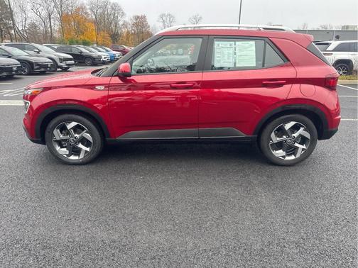 2023 Hyundai VENUE Limited