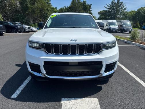 2023 Jeep Grand Cherokee L Laredo