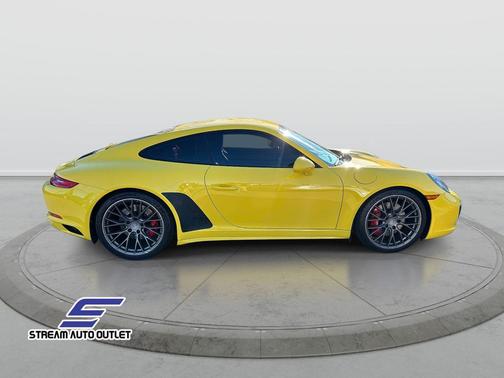 2018 Porsche 911 Carrera 4S