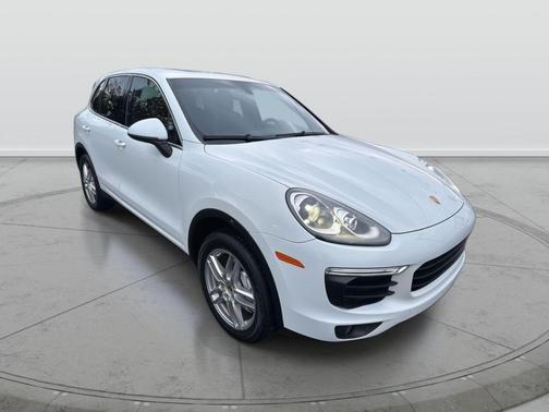 2016 Porsche Cayenne Cayenne