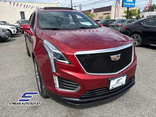 2022 Cadillac XT5 Sport