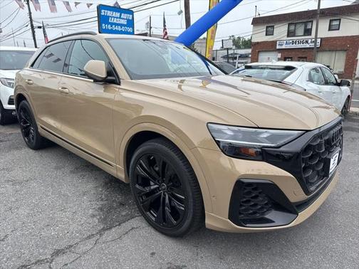 2025 Audi Q8 55 Premium Plus