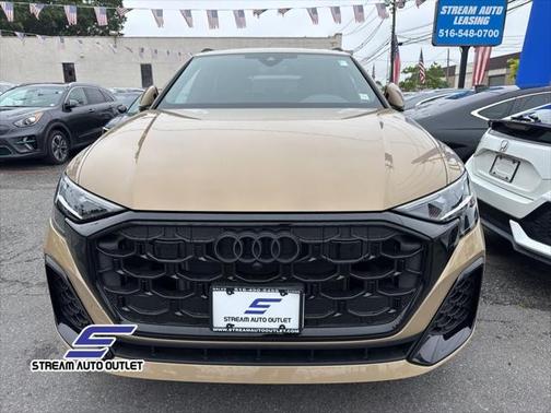 2025 Audi Q8 55 Premium Plus