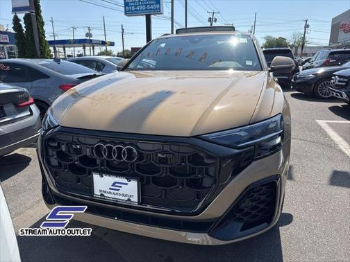 2025 Audi Q8 55 Premium Plus