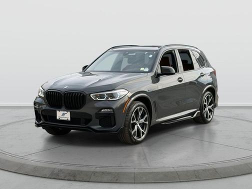 2021 BMW X5 M50i