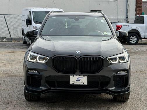 2021 BMW X5 M50i