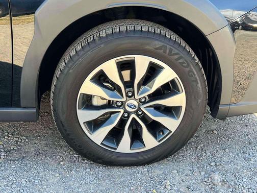 2023 Subaru Outback Touring